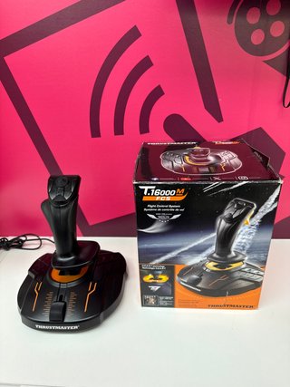 Joystick Thrustmaster t.16000 M FCS
