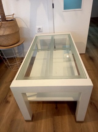 Mesa Auxiliar Blanca con Cristal
