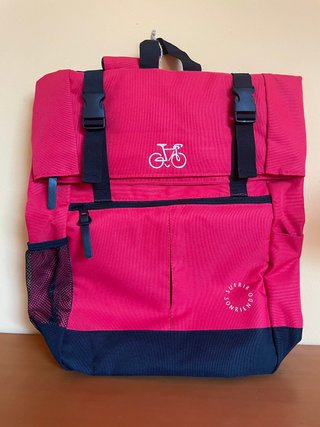 Mochila SSVP Wanderlust roja 24 L nueva
