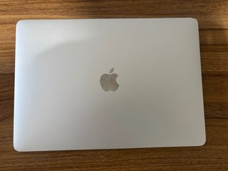 MacBook Apple Plateado