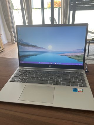 Portátil HP 15-fd i5 16GB RAM 1TB