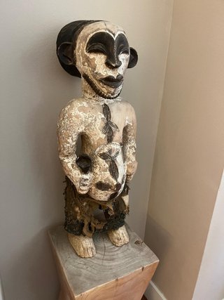 Figura Africana Tallada