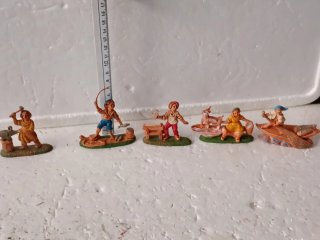 Set di 5 pastori per presepe
