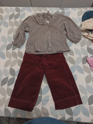 Conjunto de camisa y pantalón