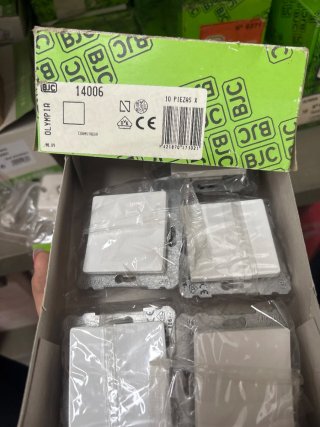 Caja 10 Conmutadores BJC Olympia
