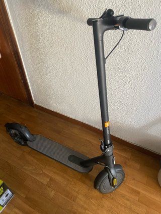 Patinete Eléctrico Xiaomi Mi Electric Scooter
