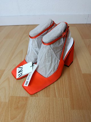 Sandalias Tacón Ancho Zara Rojas Talla 38