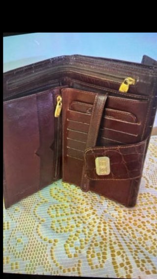 BONITA NUEVA CARTERA.10€ Muy Agradable.