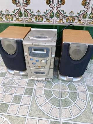 Minicadena SOGO Vintage con CD y Casete