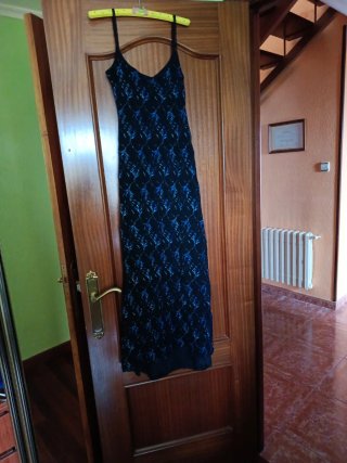 Vestido largo negro y azul