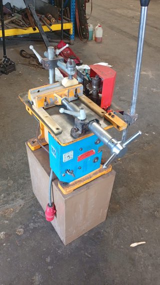 Fresadora AZ Perfiles Aluminio (Ref: 055)