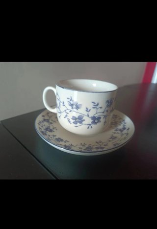 6 tazas y 6 platos