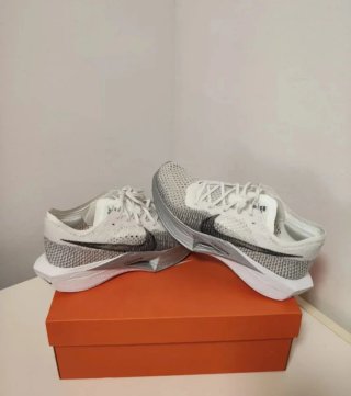 T42 Nike Zoom Vaporfly Next% 3 Blancas/Plata