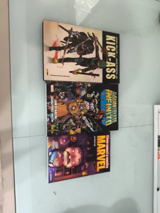 Comics y Libro