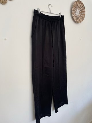 Pantalón Negro Zara