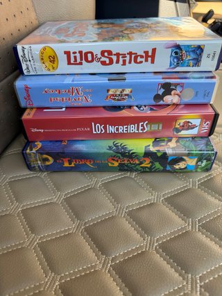 4 Películas Disney en VHS