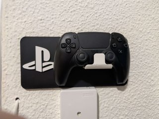 Supporto a parete per controller PS5 e Xbox