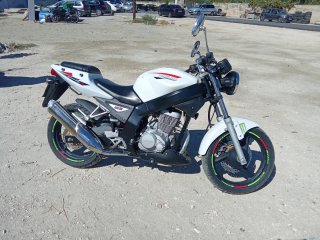 Moto Daelim Roadwin 125