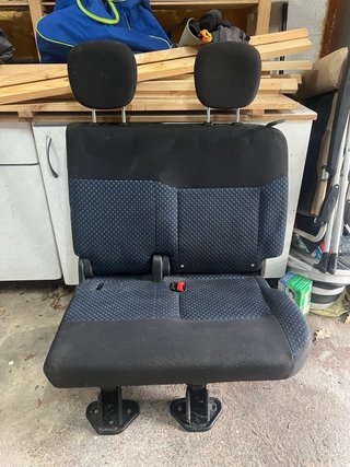 Asientos traseros Nissan Evalia