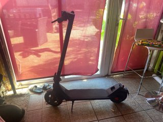 Patinete Eléctrico Xiaomi 4 Lite en hormigos