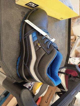 Botas de seguridad FAL S3 negras y azules