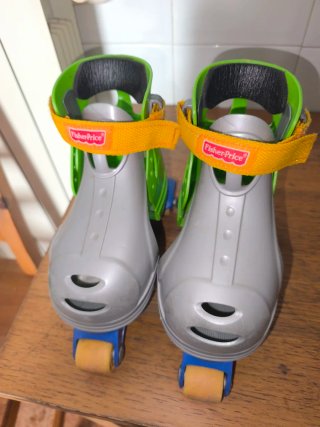 Patines de aprendizaje Fisher-Price hasta 20 kg