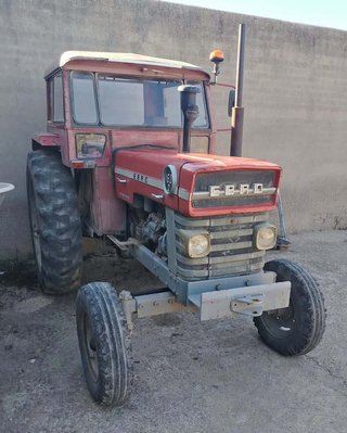 Tractor Ebro 160-D.