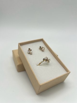 ES019 - Conjunto Vintage de Plata Chapada en Oro