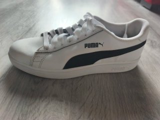 Zapatillas PUMA Blancas y Negras