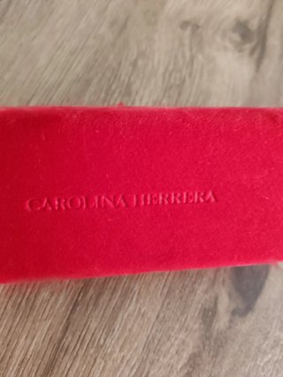 Funda de Gafas Carolina Herrera Roja