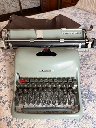 Máquina de escribir Hispano Olivetti Lexicon 80