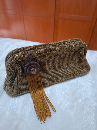 Bolso de fiesta con abalorios