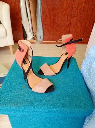 Sandalias Zara Tricolor