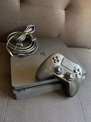 PS4 (PlayStation 4) Negra