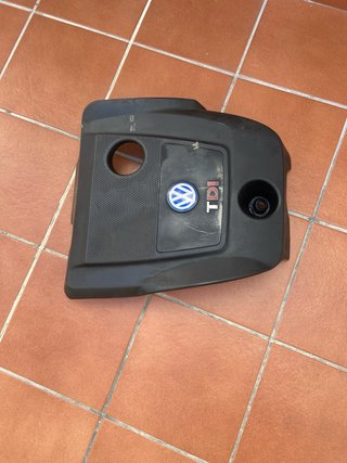Tapa de motor Volkswagen Golf 4 TDI