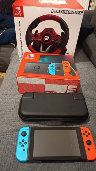 Nintendo Switch + Volante Mario Kart
