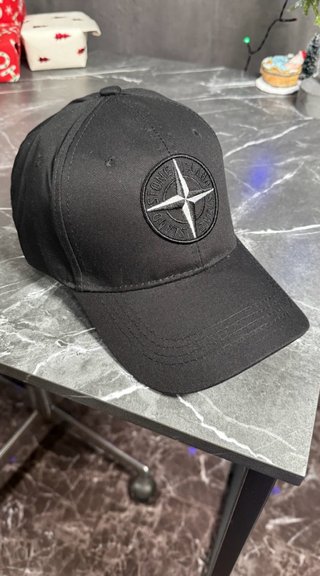 Gorra Stone Island Negra