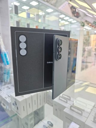 Samsung Galaxy Z Fold8 ultra 256GB Grigio 100% con scatola
