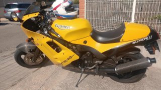 Triumph Daytona 900 Super III Edición Limitada 805