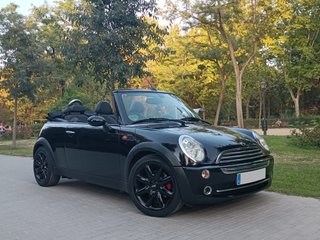 MINI Cabrio 2004