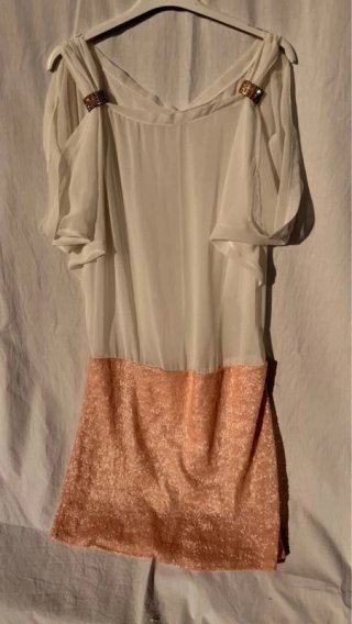 Vestito in velo e paillettes