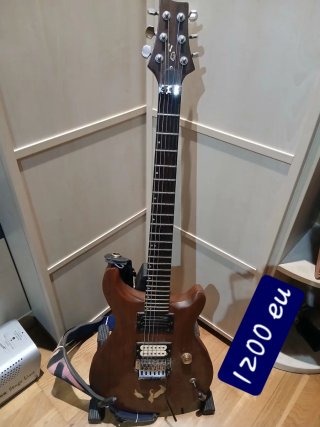 Guitarra Eléctrica de Caoba y Bubinga