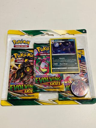 Blister Pokémon Cielos Evolutivos con Umbreon
