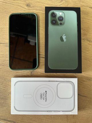iPhone 13 Pro 256GB Verde + Cover Magsafe verde