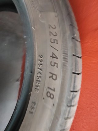 2 Neumáticos Michelin 225/45 R18