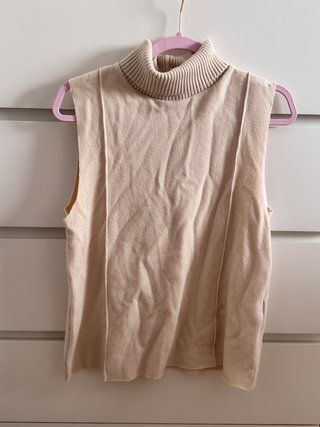 Jersey Zara cuello alto sin mangas beige