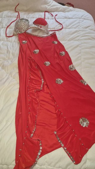 Vestido Rojo con Pedrería