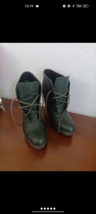 Botines de tacón verdes