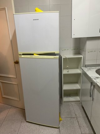 Nevera con congelador Infiniton