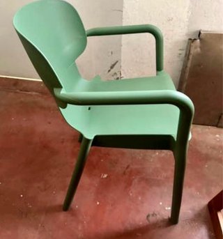 Sillas semi nuevas